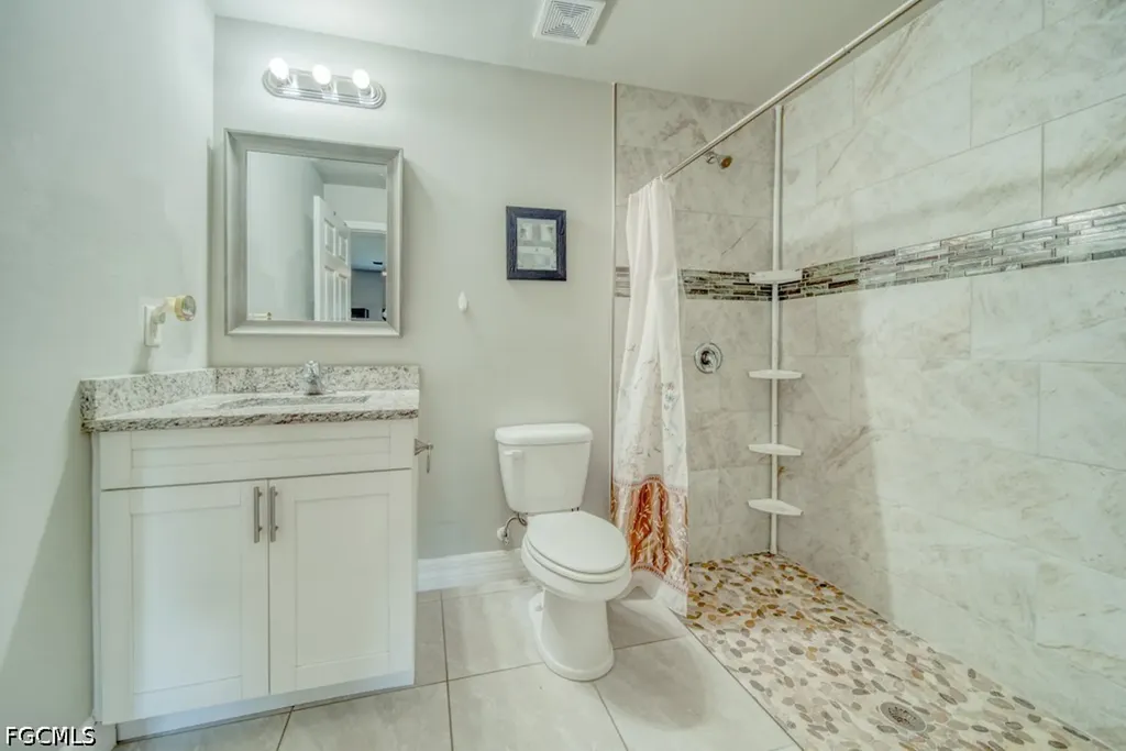520 Wilmington Parkway Cape Coral FL 33993