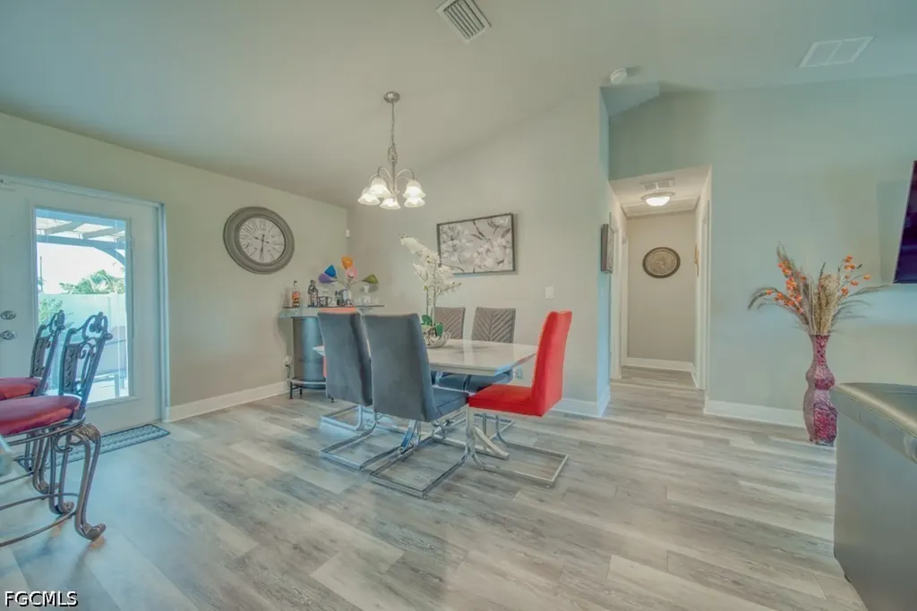 520 Wilmington Parkway Cape Coral FL 33993