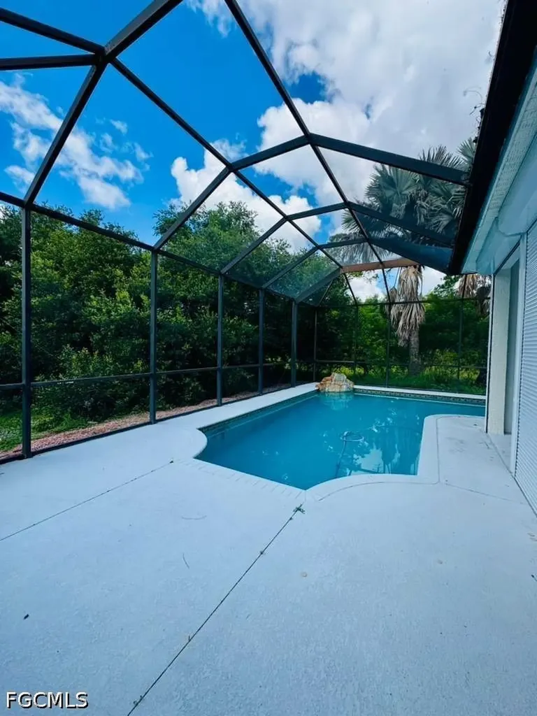 2224 Wellington Avenue Alva FL 33920