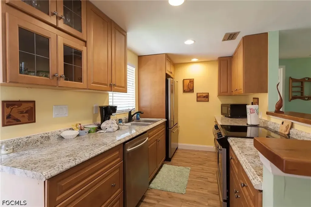 11093 Kelly Road Fort Myers FL 33908