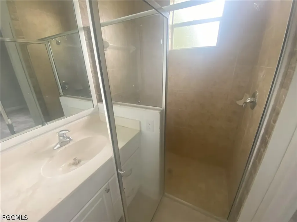 13832 1st Street Fort Myers FL 33905