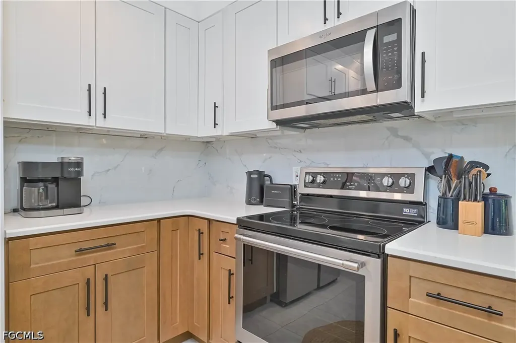 6386 Royal Woods Drive Fort Myers FL 33908