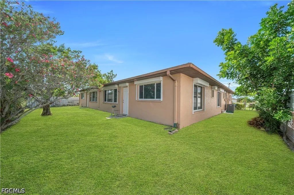 836 Trafalgar Parkway Cape Coral FL 33991