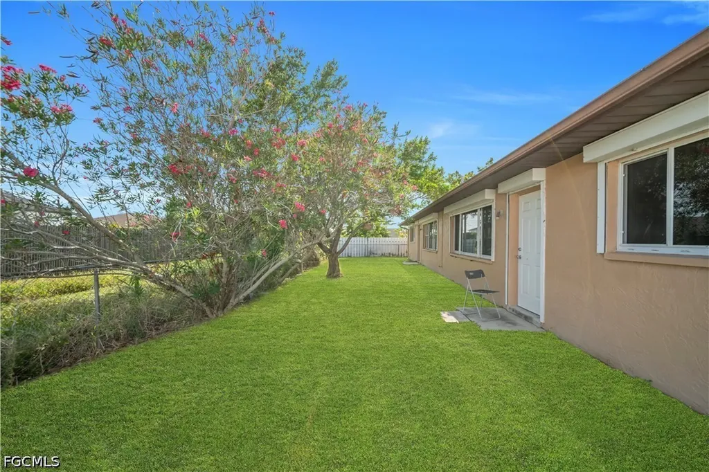 836 Trafalgar Parkway Cape Coral FL 33991