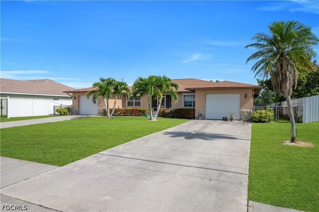 836 Trafalgar Parkway Cape Coral FL 33991