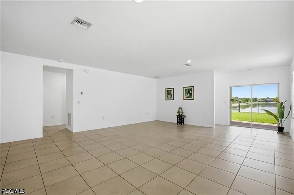 10884 Marble Brook Boulevard Lehigh Acres FL 33936