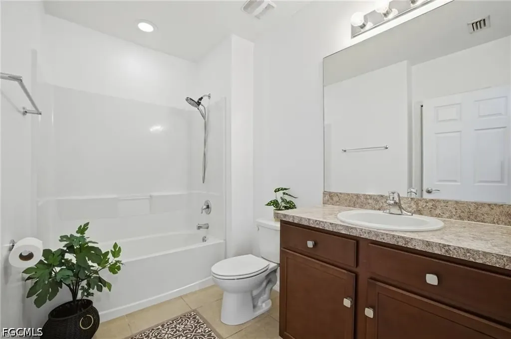 10884 Marble Brook Boulevard Lehigh Acres FL 33936