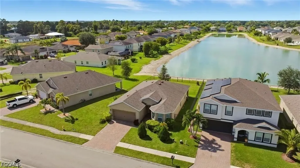 10884 Marble Brook Boulevard Lehigh Acres FL 33936