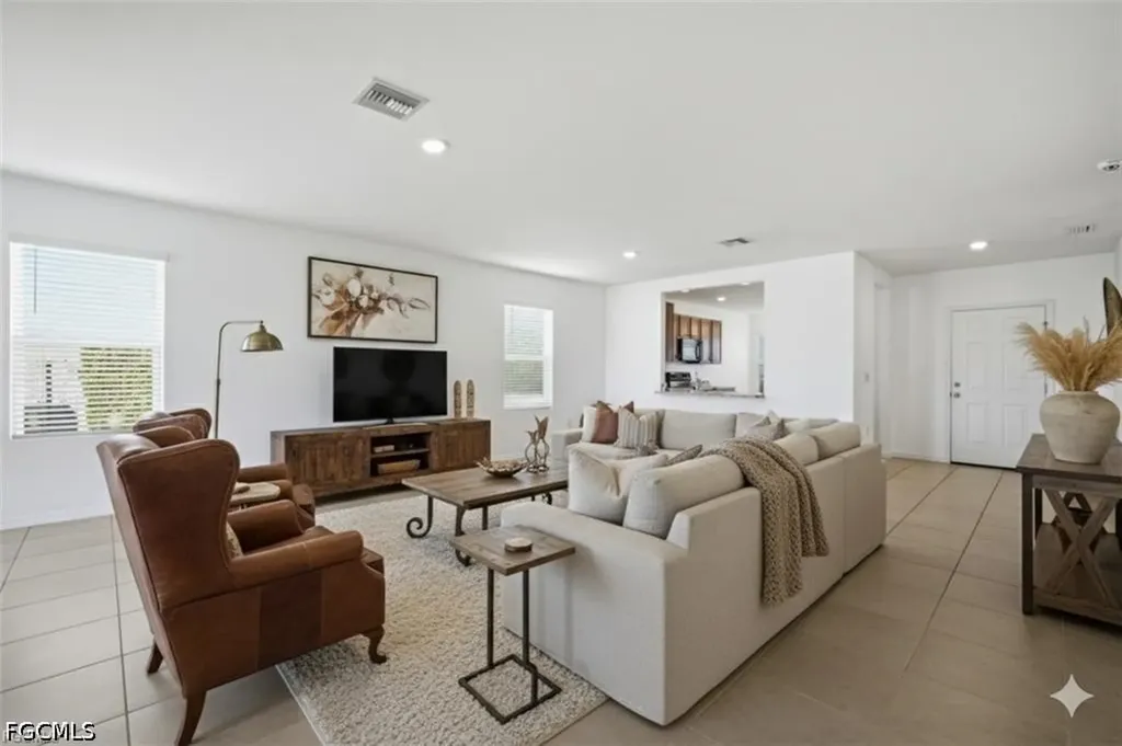 10884 Marble Brook Boulevard Lehigh Acres FL 33936