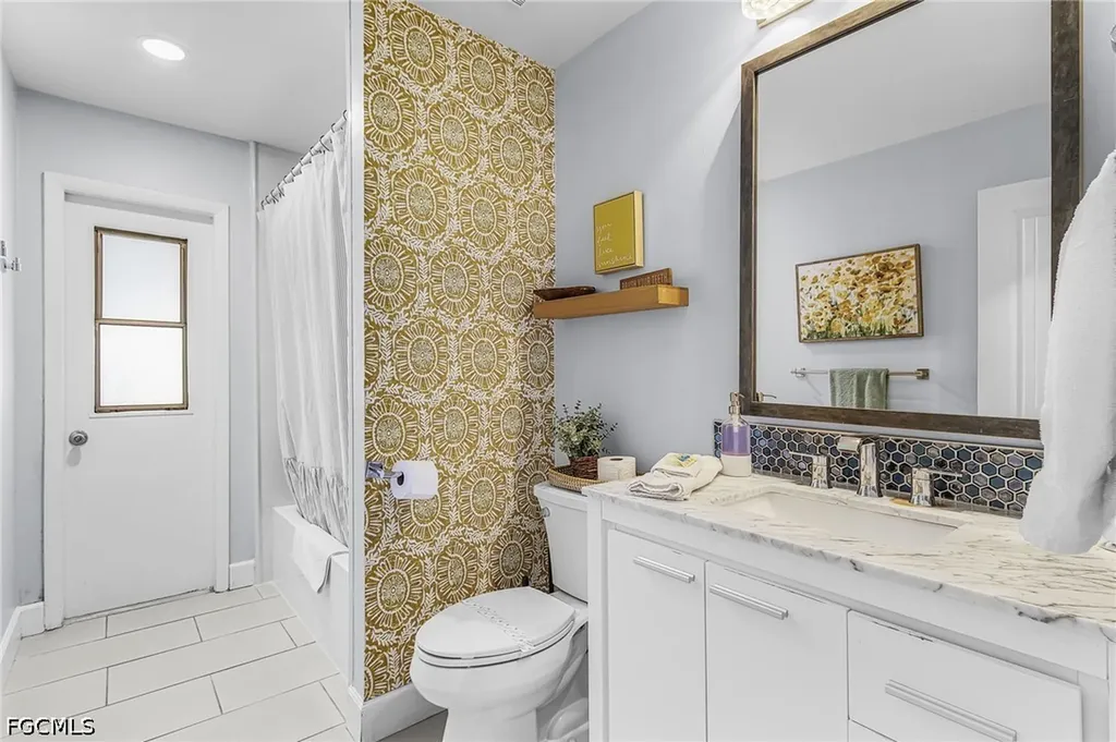 245 SW 44th Terrace Cape Coral FL 33914