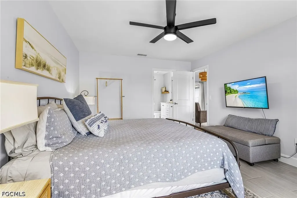 245 SW 44th Terrace Cape Coral FL 33914
