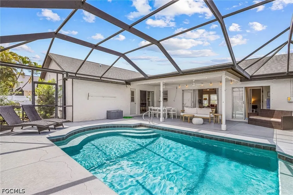 245 SW 44th Terrace Cape Coral FL 33914
