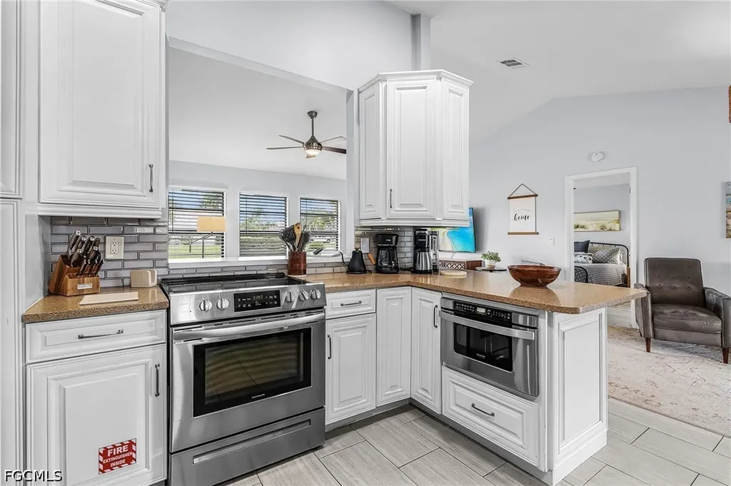 245 SW 44th Terrace Cape Coral FL 33914