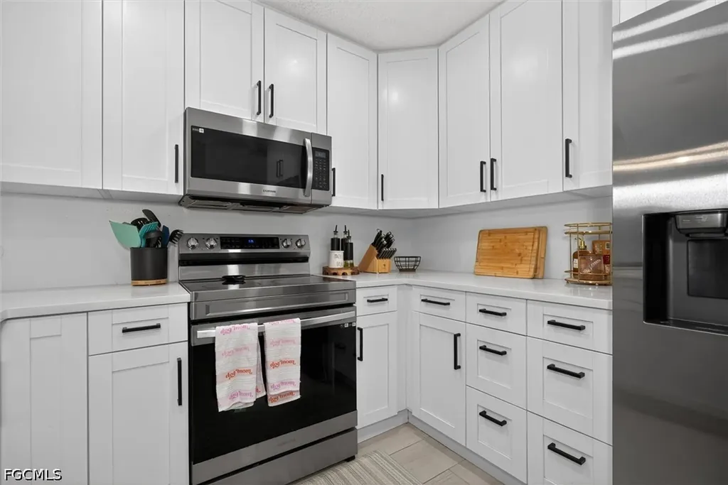 6315 Royal Woods Drive Fort Myers FL 33908
