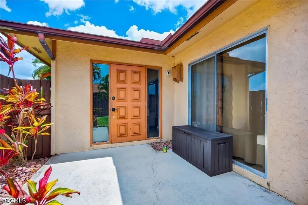 6315 Royal Woods Drive Fort Myers FL 33908