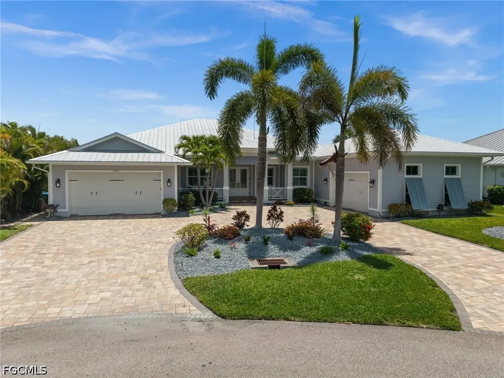 105 SW 52nd Street Cape Coral FL 33914
