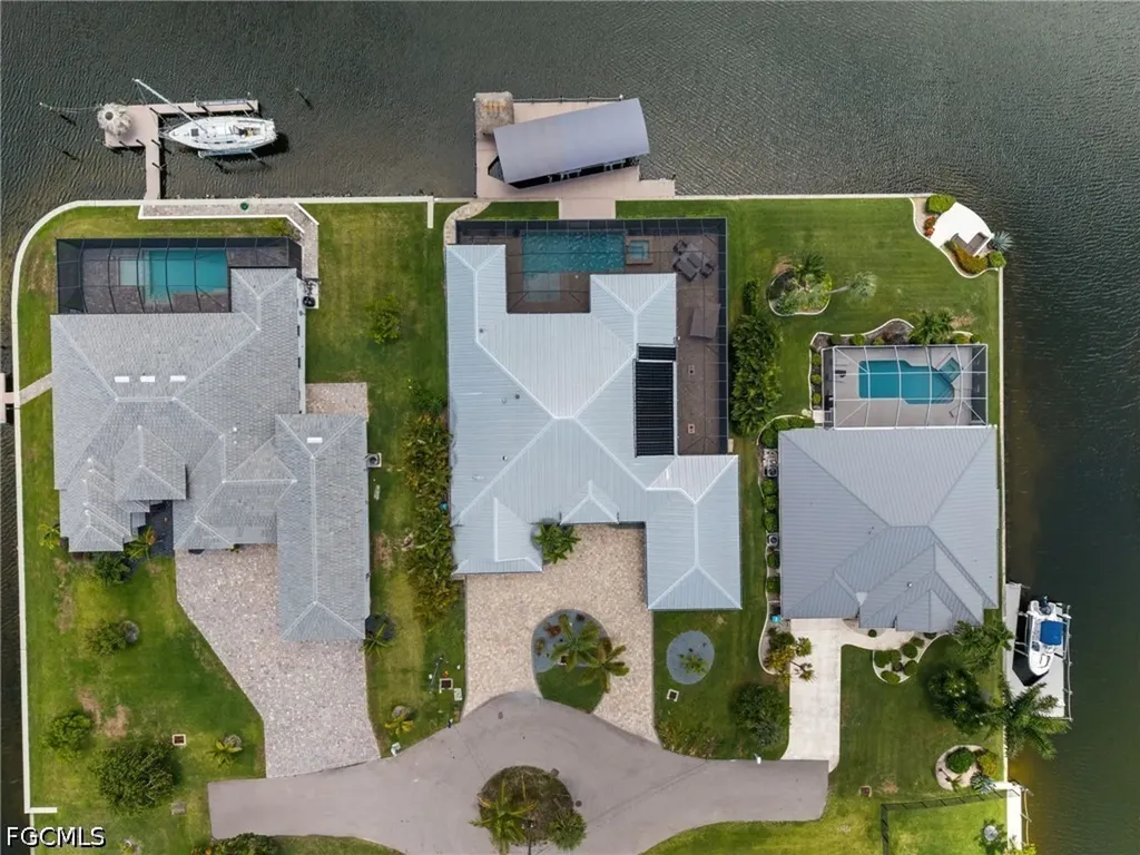 105 SW 52nd Street Cape Coral FL 33914