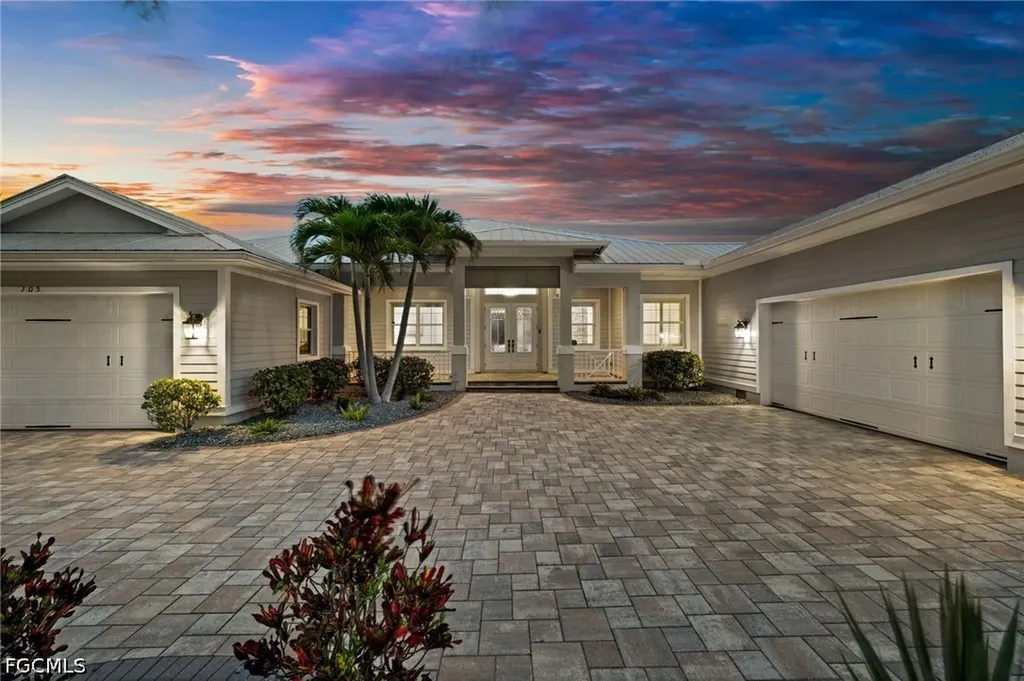 105 SW 52nd Street Cape Coral FL 33914
