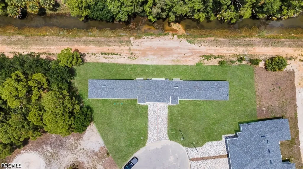 4986 Fairway Court Lehigh Acres FL 33971
