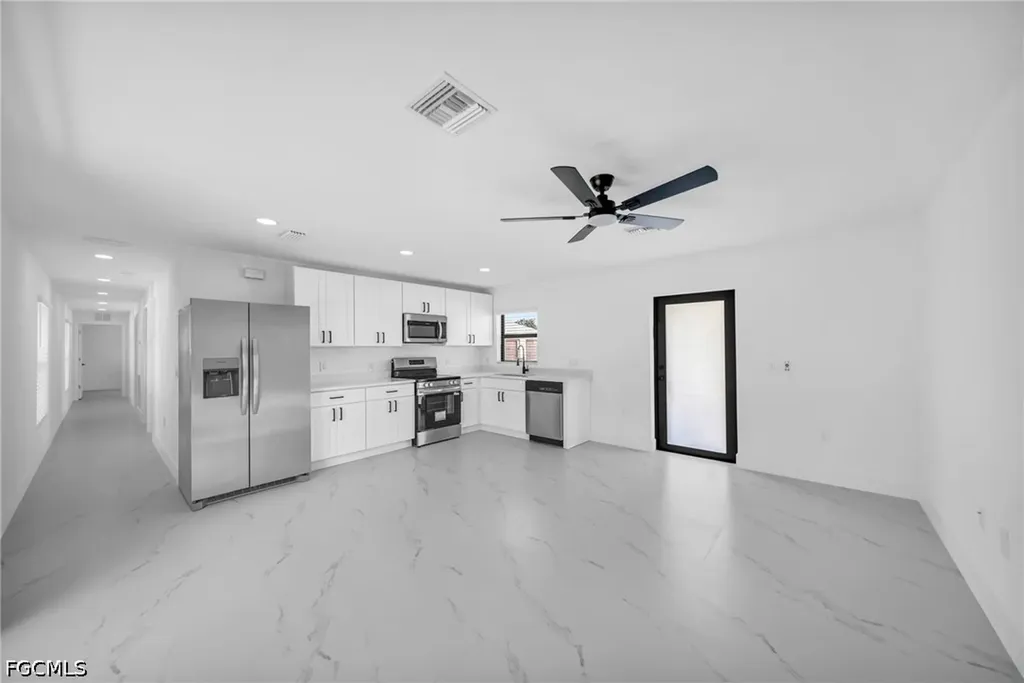 4986 Fairway Court Lehigh Acres FL 33971
