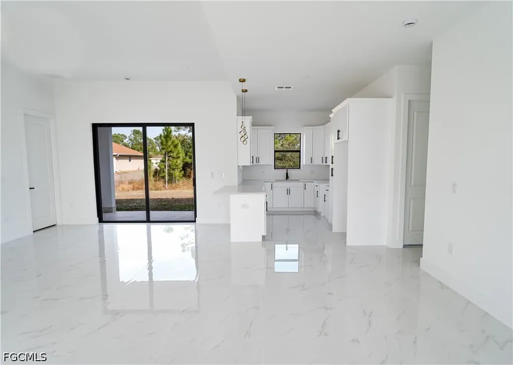 987 Edgerton Avenue Lehigh Acres FL 33974