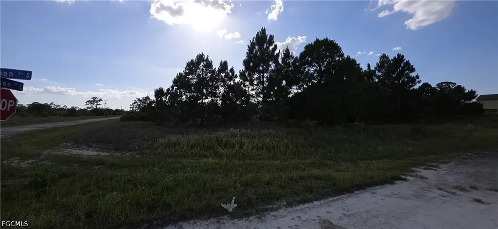 660 Muldoon Avenue S Lehigh Acres FL 33974