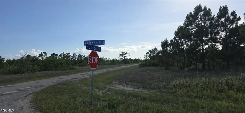 660 Muldoon Avenue S Lehigh Acres FL 33974