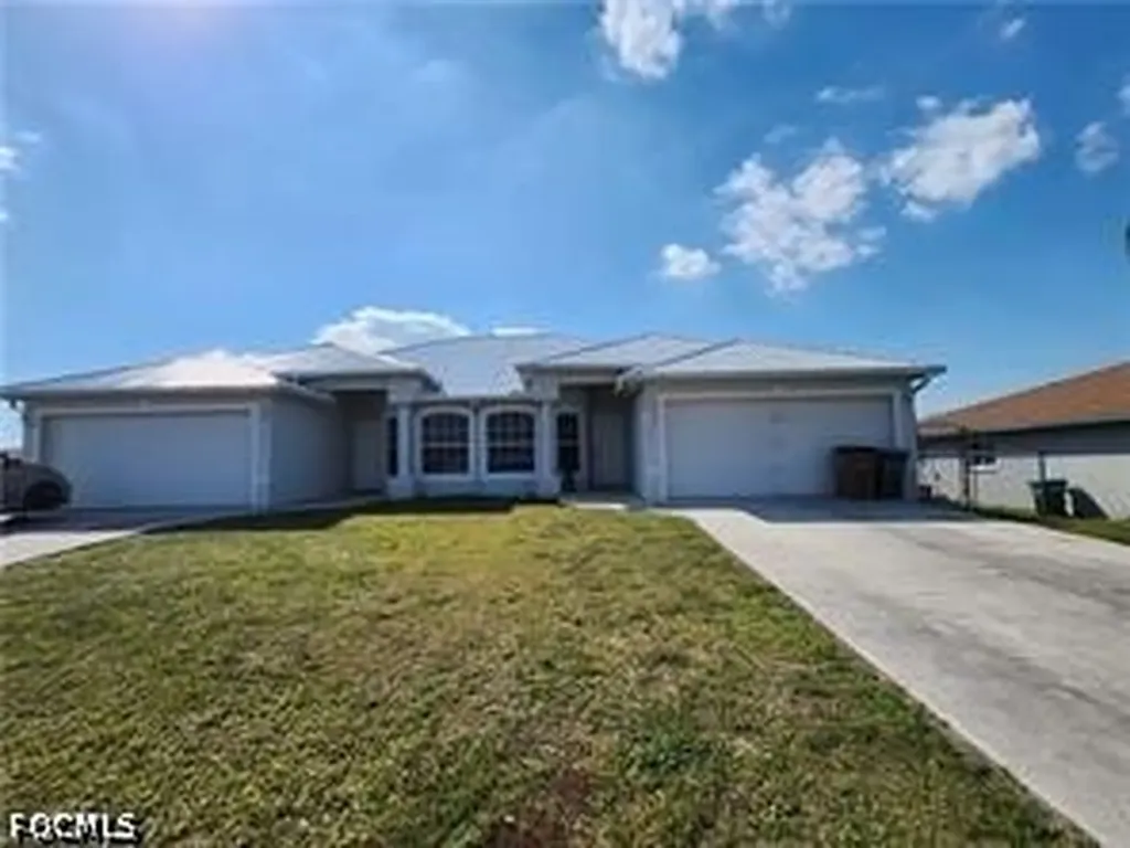 522 SE 6th Place Cape Coral FL 33990