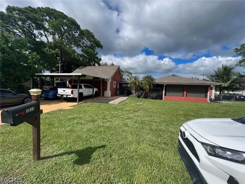 3914 4th Street W Lehigh Acres FL 33971