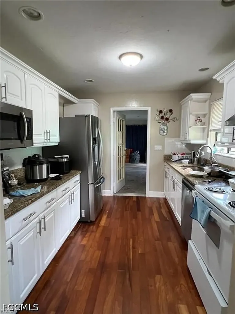 3914 4th Street W Lehigh Acres FL 33971
