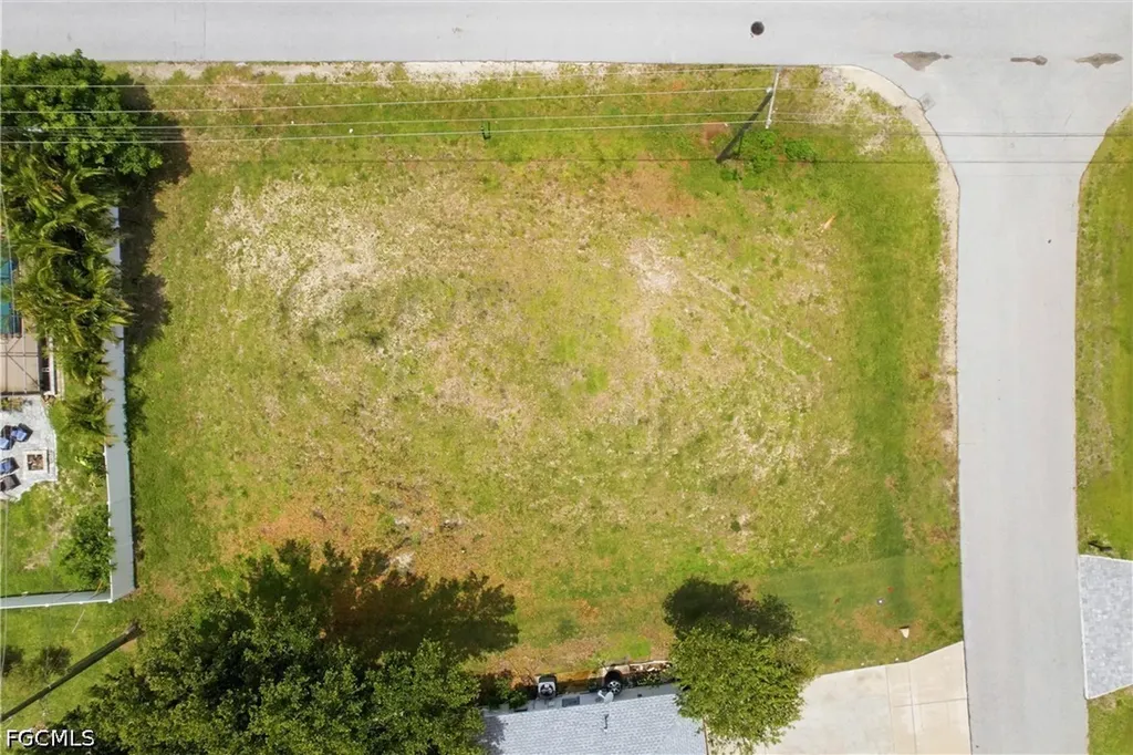 116 SE 4th Street Cape Coral FL 33990