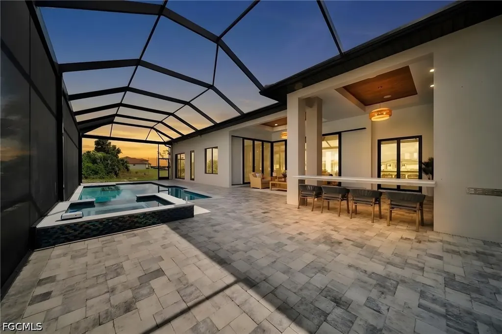 1216 NW 32nd Place Cape Coral FL 33993