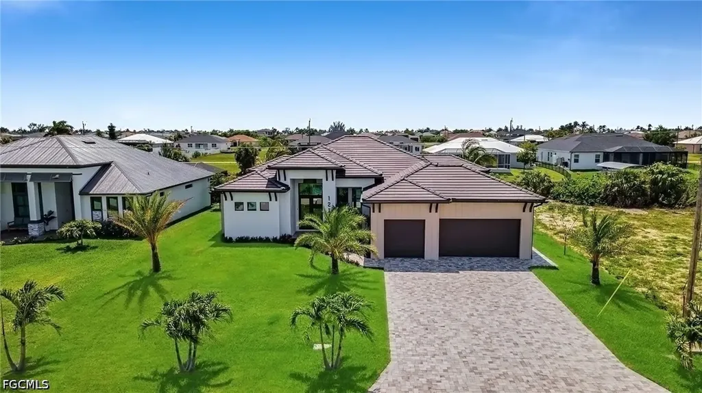 1216 NW 32nd Place Cape Coral FL 33993