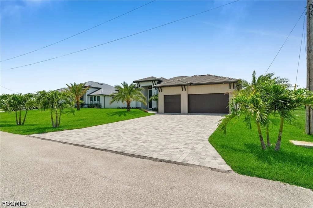 1216 NW 32nd Place Cape Coral FL 33993