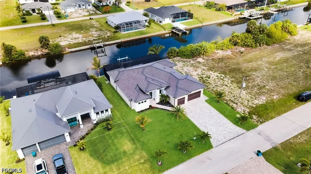 1216 NW 32nd Place Cape Coral FL 33993