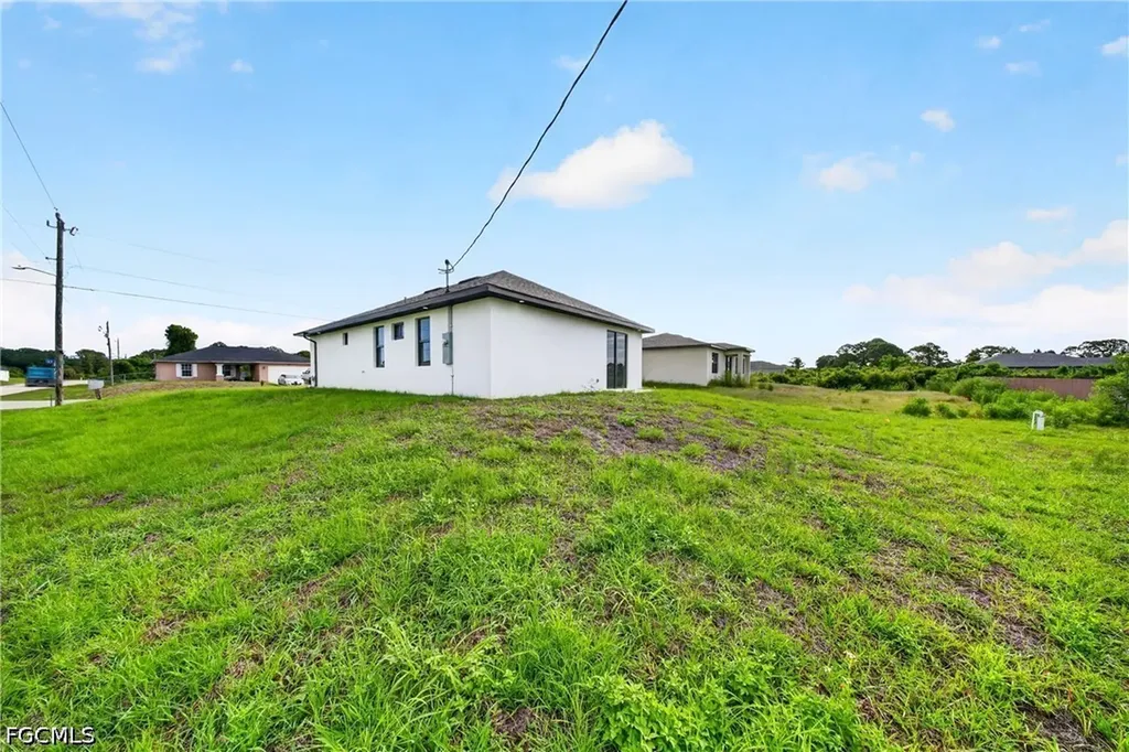 3219 65th Street W Lehigh Acres FL 33971