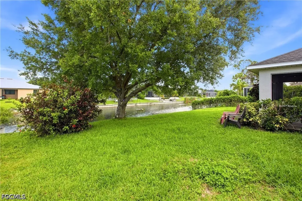 1710 SW 23rd Court Cape Coral FL 33991