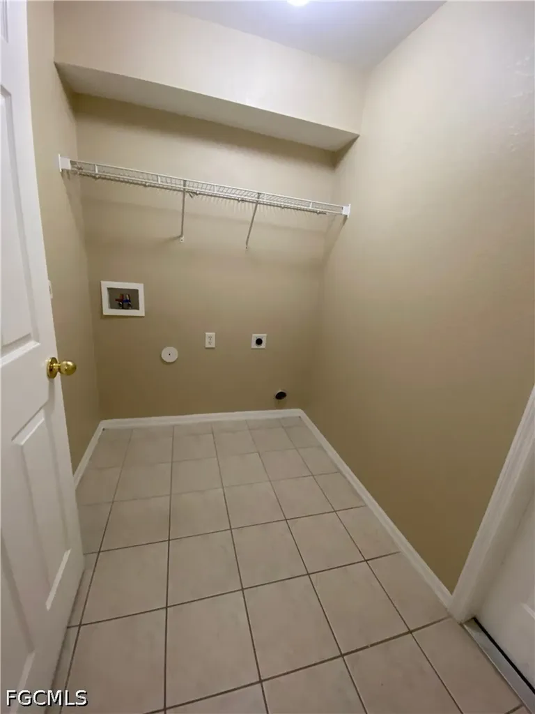 2251 SW 4th Street Cape Coral FL 33991