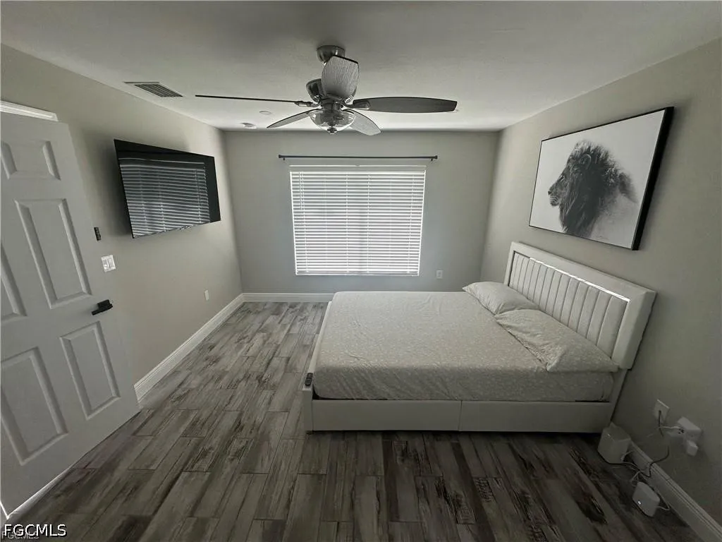 1518 NE 43rd Lane Cape Coral FL 33909