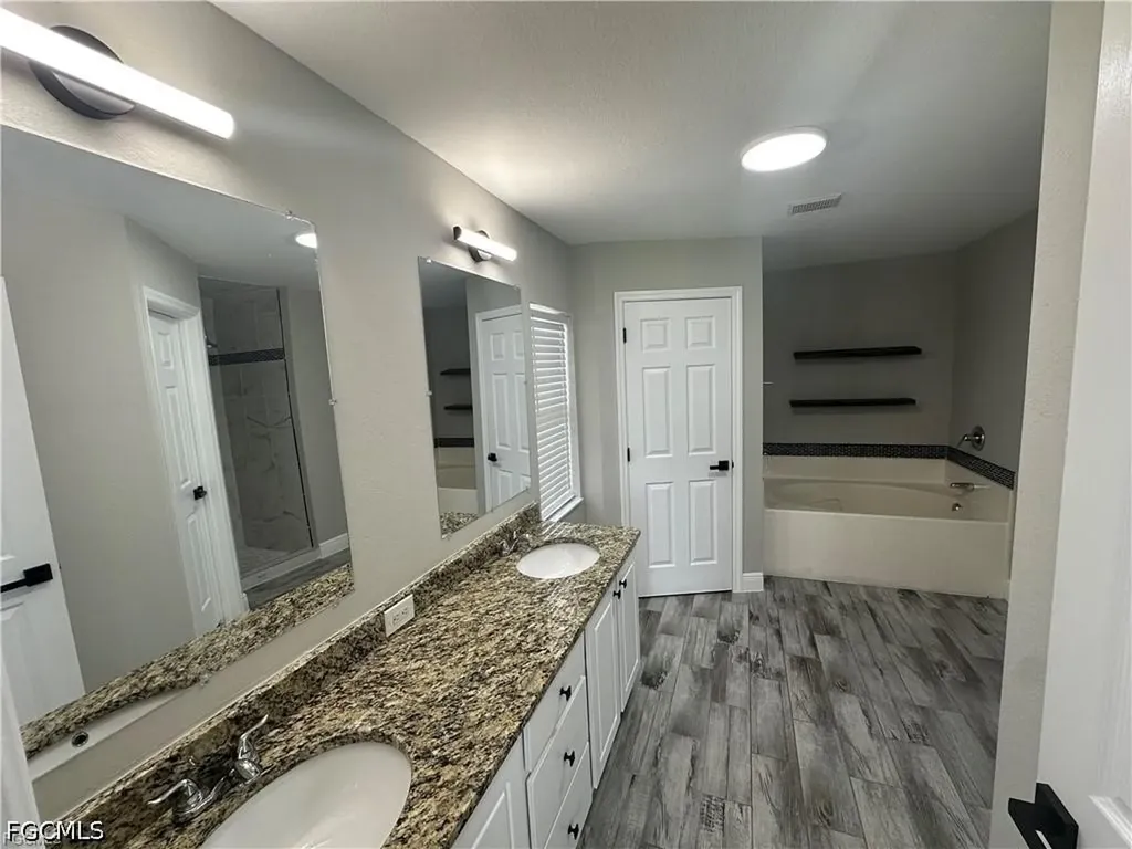 1518 NE 43rd Lane Cape Coral FL 33909