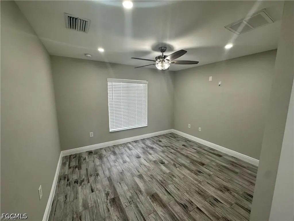 1518 NE 43rd Lane Cape Coral FL 33909