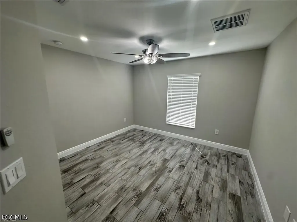 1518 NE 43rd Lane Cape Coral FL 33909