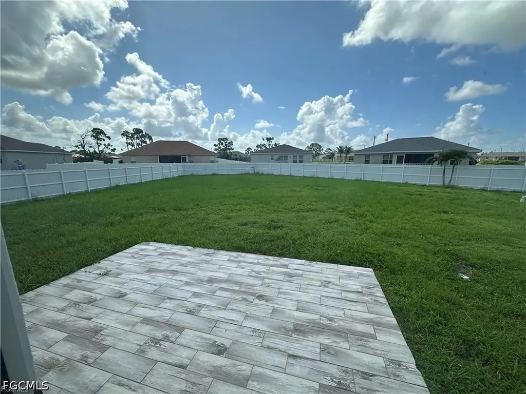 1518 NE 43rd Lane Cape Coral FL 33909