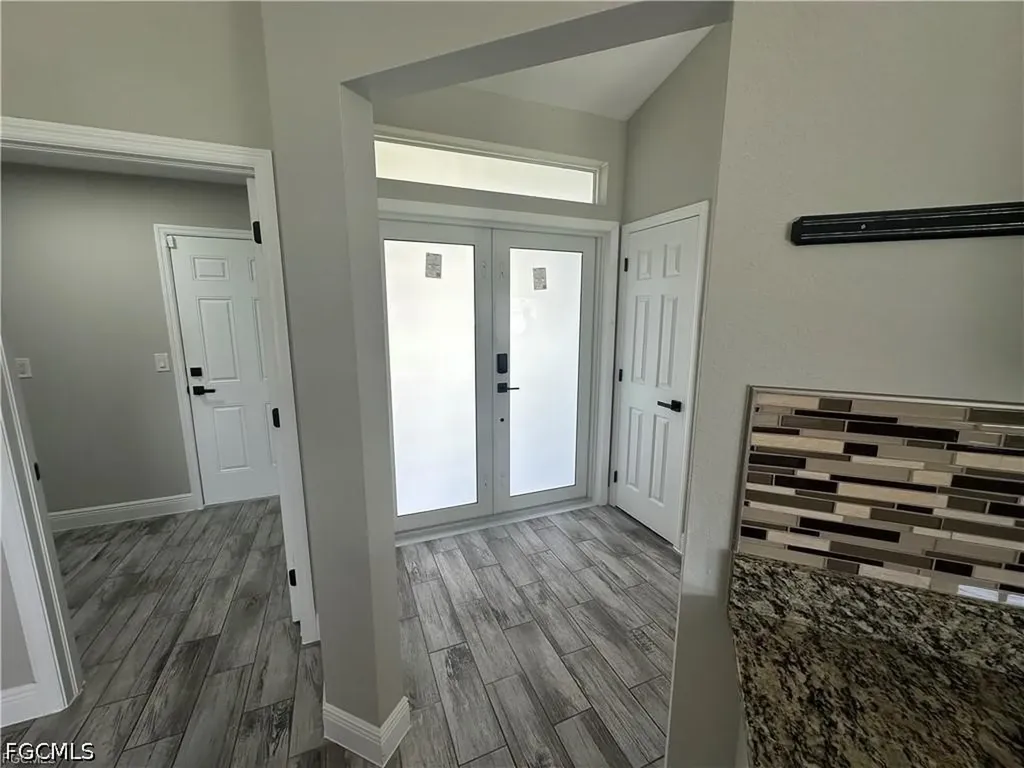 1518 NE 43rd Lane Cape Coral FL 33909