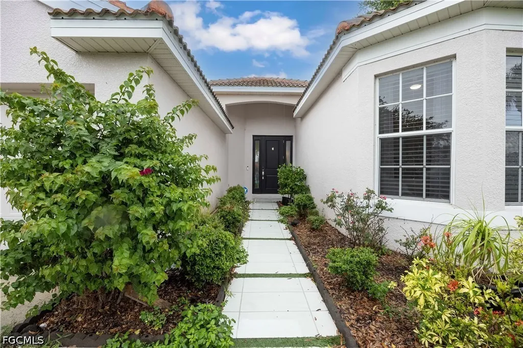 598 Aston Lake Court Lehigh Acres FL 33974