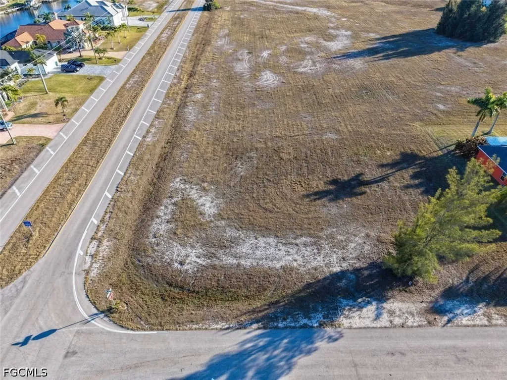 4002 NW 22nd Street Cape Coral FL 33993