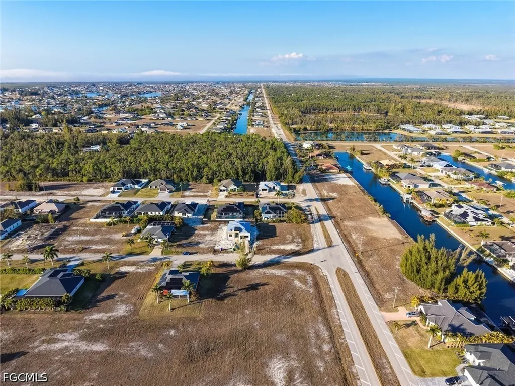 4002 NW 22nd Street Cape Coral FL 33993