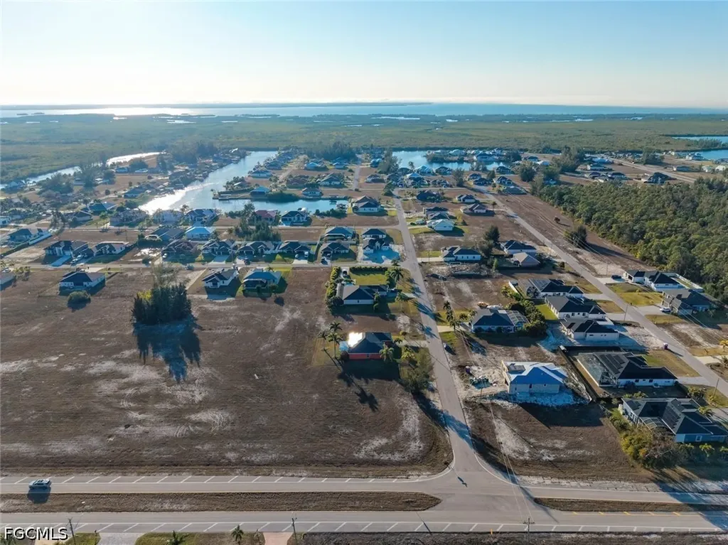 4002 NW 22nd Street Cape Coral FL 33993