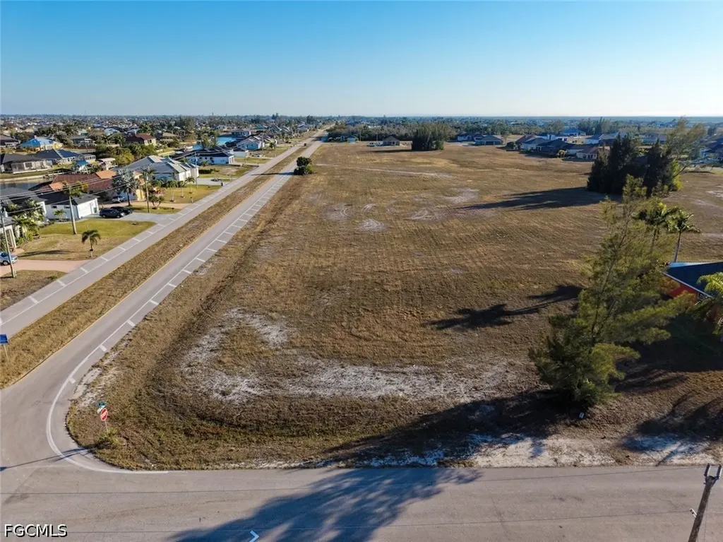 4002 NW 22nd Street Cape Coral FL 33993