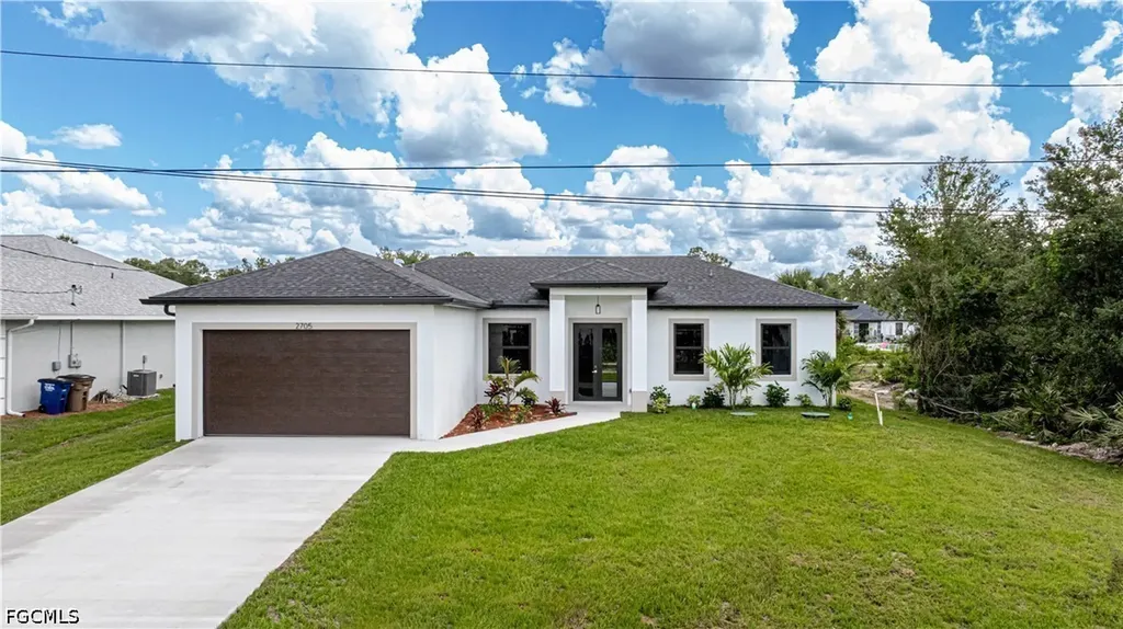 2705 Darlene Place Lehigh Acres FL 33971